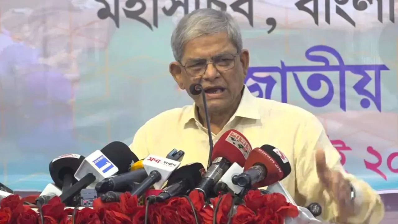 ফেব্রুয়ারিতে নির্বাচন হলে দ্বিধা কেটে যাবে : মির্জা ফখরুল