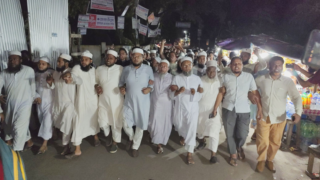 মসজিদের খতিব হত্যায় জড়িতদের গ্রেপ্তারে ২৪ ঘণ্টার আল্টিমেটাম