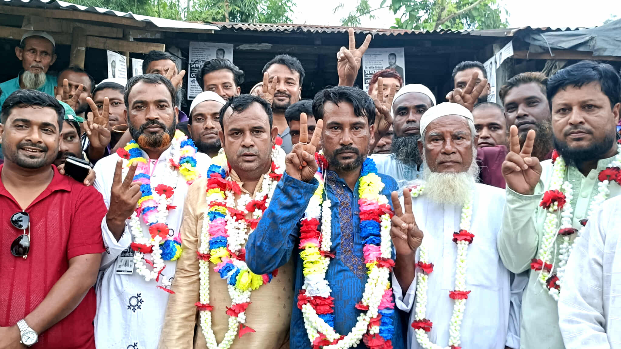 জৈন্তাপুরে ব্যবসায়ী সমিতির নির্বাচনে সভাপতি মানিক, সম্পাদক শাহজাহান জয়ী