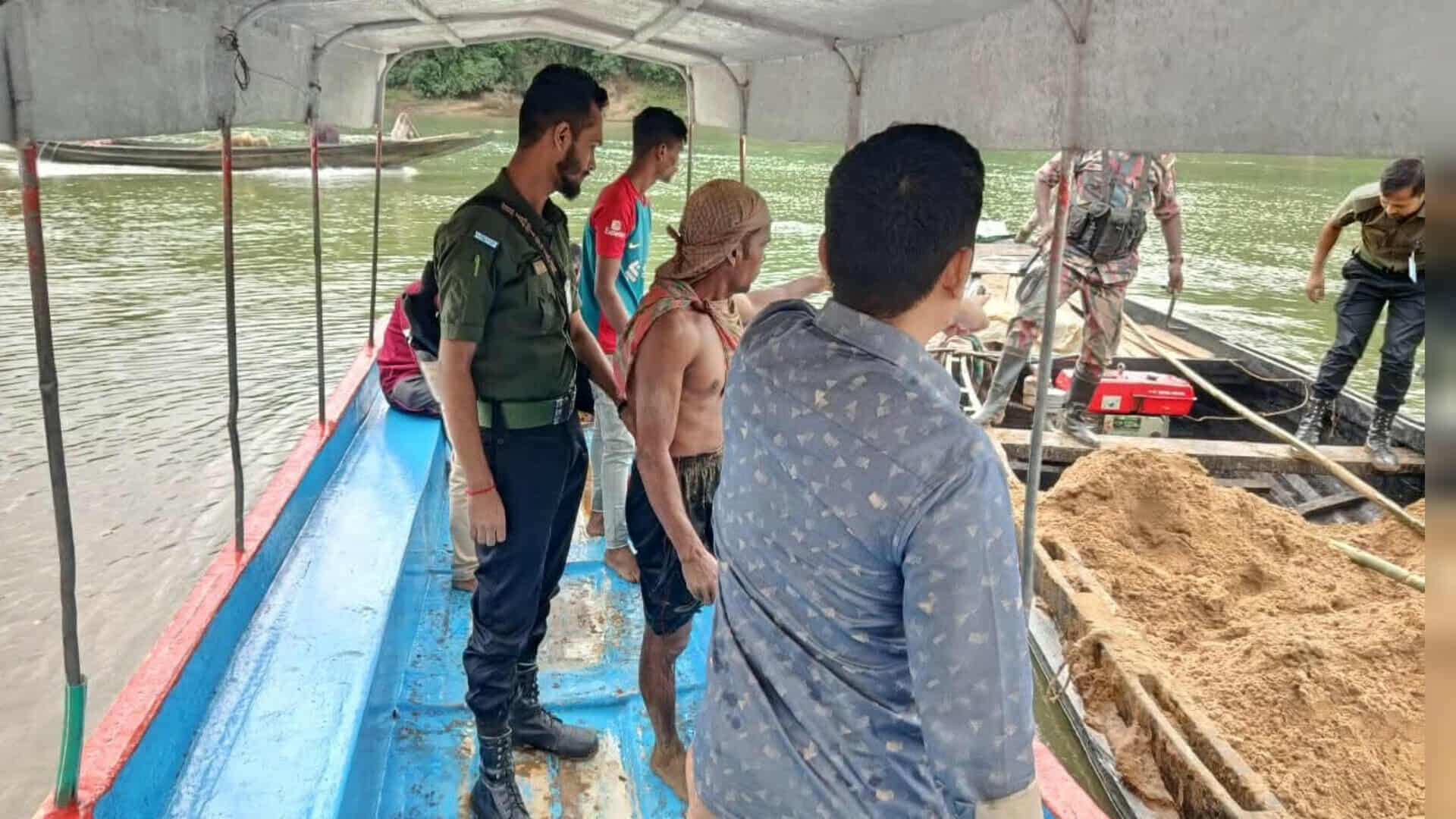 জৈন্তাপুর লালাখালে অবৈধ বালু উত্তোলনের দায়ে এক ব্যক্তিকে তিন মাসের কারাদণ্ড