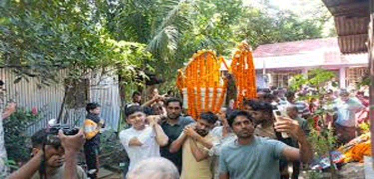 ‘দ্বীপ চিরকাল জ্বলবে আলো হয়ে’