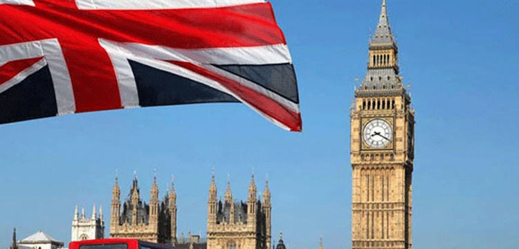 যুক্তরাজ্যে আশ্রয়প্রার্থীদের জন্য দুঃসংবাদ, বন্ধ হচ্ছে গোল্ডেন টিকিট