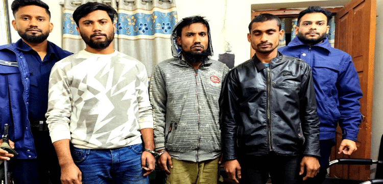 জৈন্তাপুরে ১৫২ পিস ইয়াবাসহ তিনজন গ্রেপ্তার