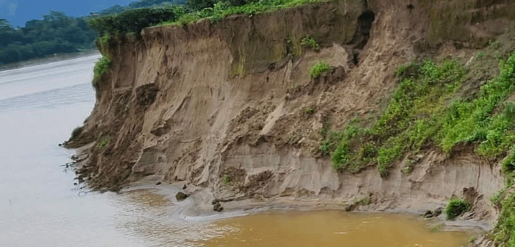 জাফলং বালু উত্তোলন করতে গিয়ে শ্রমিকের মৃত্যু