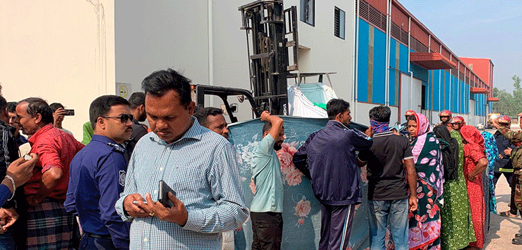 শ্রীমঙ্গলে ফর্কলিফ্টের চাকায় পিষ্ট হয়ে নারী শ্রমিকের মৃত্যু