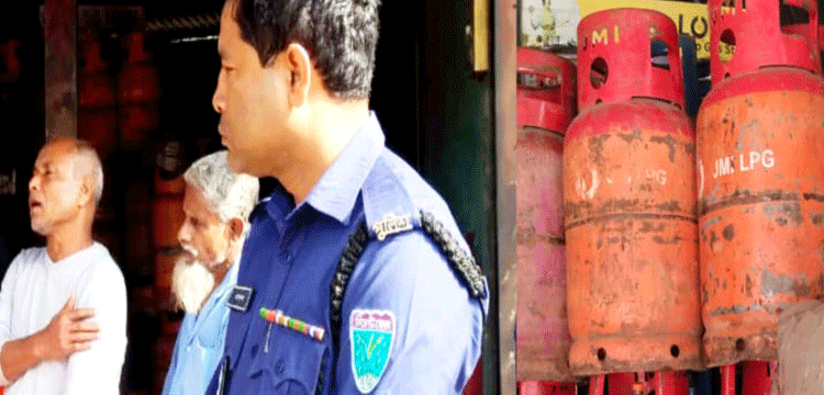 জৈন্তাপুরে অতিরিক্ত দামে এলপিজি সিলিন্ডার বিক্রির দায়ে দুই প্রতিষ্ঠানকে জরিমানা