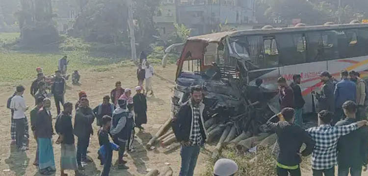 সিলেটে তিন বাসের সংঘর্ষে নিহত ২, আহত অন্তত ১২