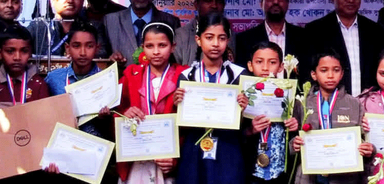 জৈন্তাপুরে ফ্রেন্ডশিপ মেধাবৃত্তি উত্তীর্ণ শিক্ষার্থীদের সংবর্ধনা ও পুরস্কার বিতরণ