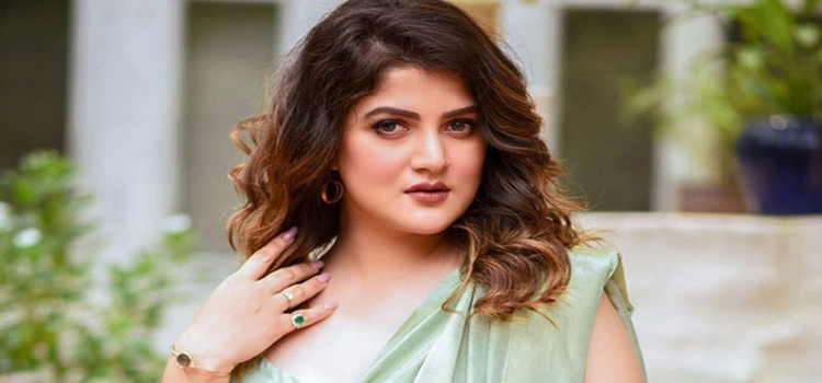 দাদি হচ্ছেন শ্রাবন্তী