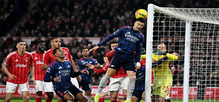 সুযোগ এসেছিল হাতছানি দিয়ে, ছুঁতে পারল না আর্সেনাল