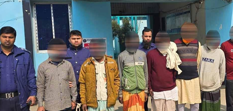 লাখাইয়ে পুলিশের অভিযানে সাজাপ্রাপ্তসহ ৮ আসামি গ্রেপ্তার