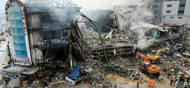 পাকিস্তানে দোকান থেকে অগ্নিদগ্ধ ৩০ লাশ উদ্ধার