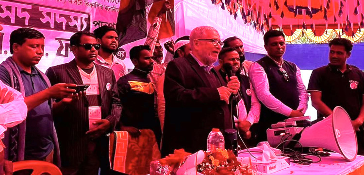 এলাকার উন্নয়নে কাজ করে যেতে চাই: এস.এম.ফয়সল