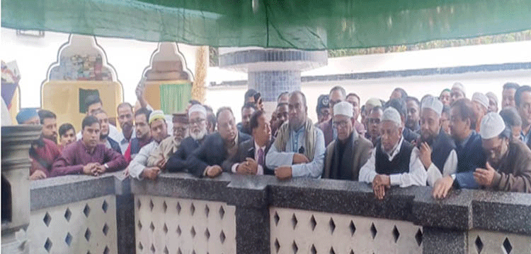 সিলেটে শাহজালাল ও শাহপরাণের মাজার জিয়ারত মির্জা ফখরুলের