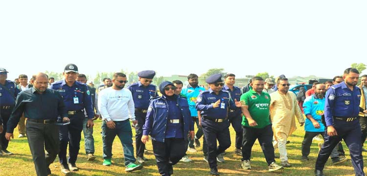 শায়েস্তাগঞ্জে তারেক রহমানের জনসভা: ভেন্যু পরিদর্শনে এসপি