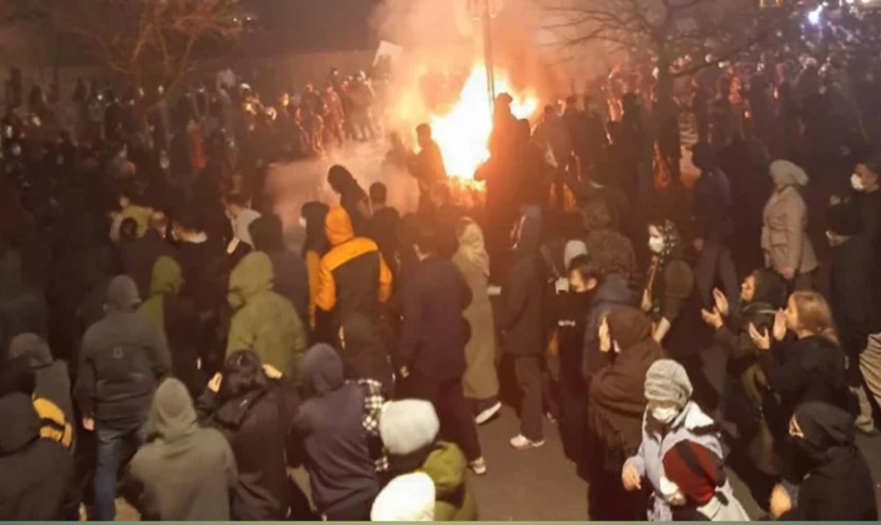 ইরানে নিহতের সংখ্যা ১২ হাজার ছাড়ানোর আশঙ্কা