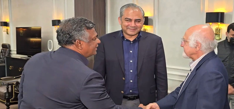 নাকভিকে কৃতজ্ঞতা জানালেন বুলবুল, যেসব বিষয়ে আলোচনা হলো লাহোরে