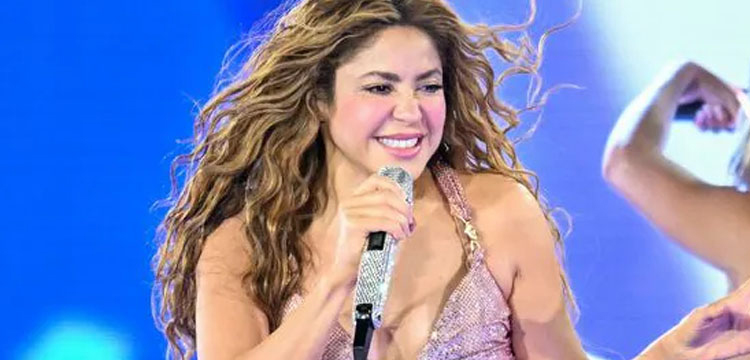 ১৯ বছর পর ভারত মাতাতে আসছেন শাকিরা