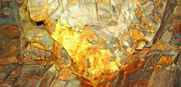 বিস্ময়কর আবিষ্কার, সউদীতে মিলল ২ লাখ ২১ হাজার কেজি সোনা!